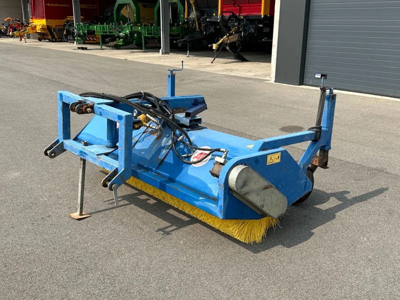 AP VHZ 2500 - Промислова підмітальна машина: фото 2 AP VHZ 2500 - Промислова підмітальна машина: фото 2