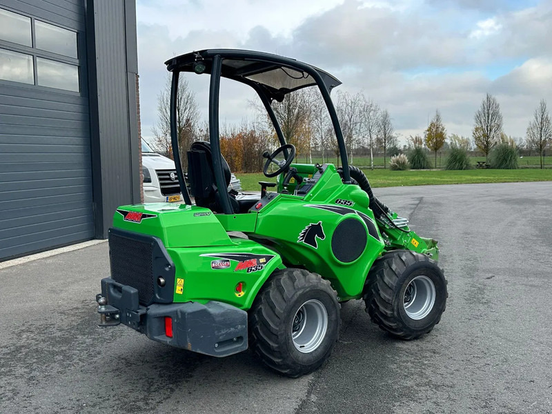 Avant 635i mini-shovel - Гусеничний міні-навантажувач: фото 3 Avant 635i mini-shovel - Гусеничний міні-навантажувач: фото 3