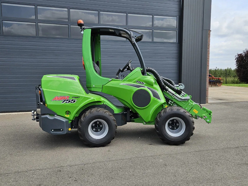 Avant 755i Rental mini-shovel - Гусеничний міні-навантажувач: фото 3 Avant 755i Rental mini-shovel - Гусеничний міні-навантажувач: фото 3