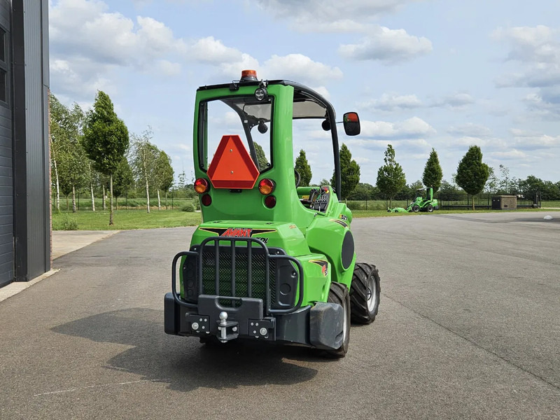 Avant E527 TDL+ mini-shovel - Гусеничний міні-навантажувач: фото 5 Avant E527 TDL+ mini-shovel - Гусеничний міні-навантажувач: фото 5