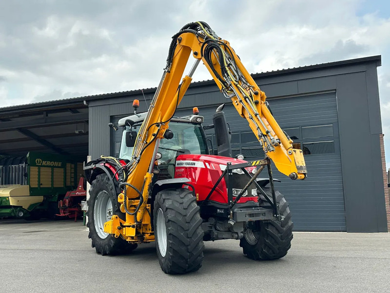 Massey Ferguson 6713S Dyna 6 - Трактор: фото 1 Massey Ferguson 6713S Dyna 6 - Трактор: фото 1