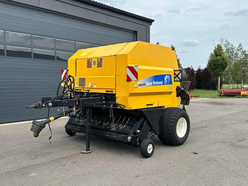 New Holland BR6090 balenpers - Сільськогосподарська техніка: фото 3 New Holland BR6090 balenpers - Сільськогосподарська техніка: фото 3
