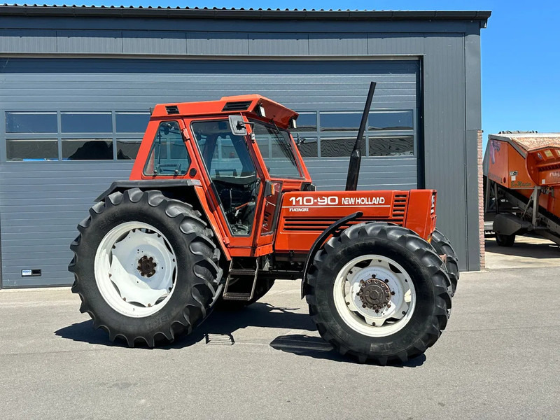 Fiat New Holland 110-90DT 110-90DT - Тягач: фото 2 Fiat New Holland 110-90DT 110-90DT - Тягач: фото 2