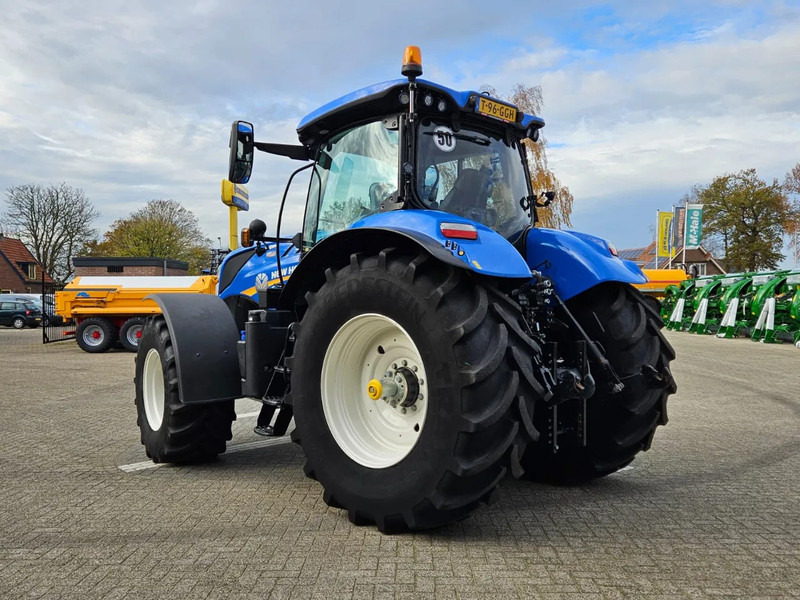 New Holland T7.245 AC Autocommand - Тягач: фото 4 New Holland T7.245 AC Autocommand - Тягач: фото 4