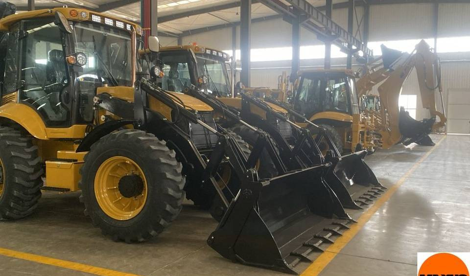 NEW MAXUS 4CX Backhoe Loader Warranty up to 10 YEARS НОВА Копарко-Навантажувач MAXUS 4CX Гарантія до 10 РОКІВ NOWA Koparko Ładowarka MAXUS 4CX Gwarancja do 10 LAT - Екскаватор-навантажувач: фото 3 NEW MAXUS 4CX Backhoe Loader Warranty up to 10 YEARS НОВА Копарко-Навантажувач MAXUS 4CX Гарантія до 10 РОКІВ NOWA Koparko Ładowarka MAXUS 4CX Gwarancja do 10 LAT - Екскаватор-навантажувач: фото 3
