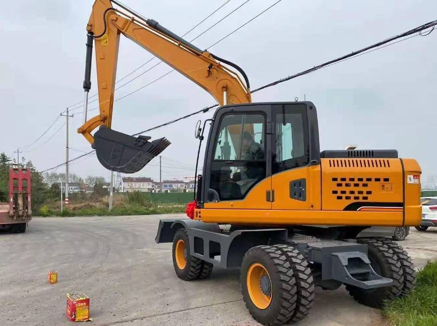 NEW MAXUS Cummins 14 TON Excavator Warranty up to 10 Years НОВА екскаватор MAXUS Cummins 14 ТОН Гарантія до 10 Років NOWA koparka MAXUS Cummins 14 TON Gwarancja do 10 LAT - Колісний екскаватор: фото 1 NEW MAXUS Cummins 14 TON Excavator Warranty up to 10 Years НОВА екскаватор MAXUS Cummins 14 ТОН Гарантія до 10 Років NOWA koparka MAXUS Cummins 14 TON Gwarancja do 10 LAT - Колісний екскаватор: фото 1