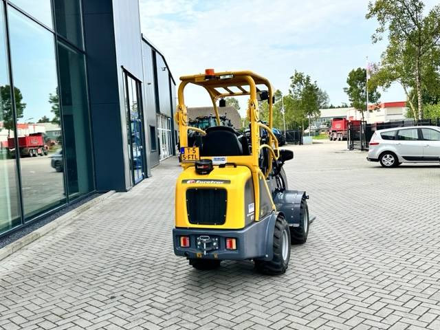 Eurotrac W11 Minishovel NEW! - Компактний фронтальний навантажувач: фото 5 Eurotrac W11 Minishovel NEW! - Компактний фронтальний навантажувач: фото 5