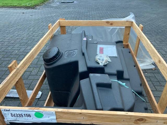 New Holland brandstoftank FR hakselaar Fueltank - Паливний бак в категорії Сільськогосподарська техніка: фото 4 New Holland brandstoftank FR hakselaar Fueltank - Паливний бак в категорії Сільськогосподарська техніка: фото 4