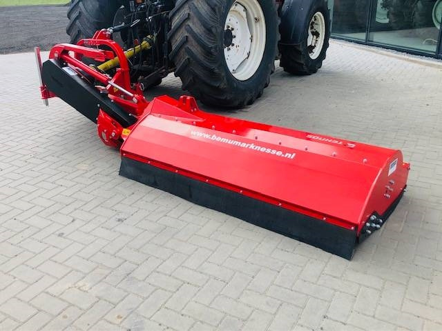 Tehnos MBPL 200 LW - Бокова косарка-подрібнювач: фото 2 Tehnos MBPL 200 LW - Бокова косарка-подрібнювач: фото 2