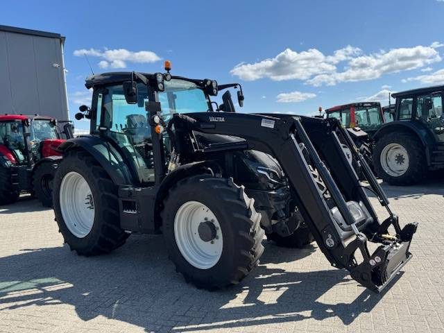 Valtra G125 Ecopower Active, 115 uur!! FH+PTO+Voorlader - Трактор: фото 4 Valtra G125 Ecopower Active, 115 uur!! FH+PTO+Voorlader - Трактор: фото 4