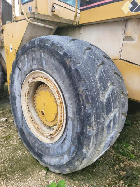 Колісний навантажувач Caterpillar 988F: фото 20 Колісний навантажувач Caterpillar 988F: фото 20