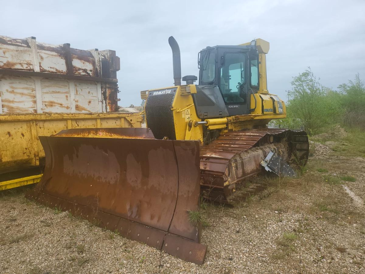 Komatsu D61PX-15 - Бульдозер: фото 1 Komatsu D61PX-15 - Бульдозер: фото 1
