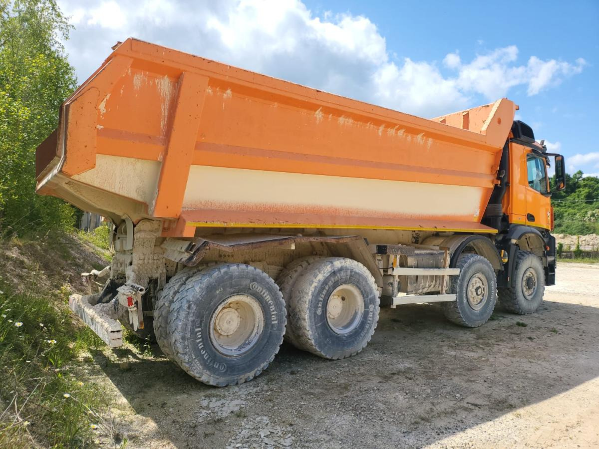 Mercedes Arocs - Самоскид вантажівка: фото 4 Mercedes Arocs - Самоскид вантажівка: фото 4