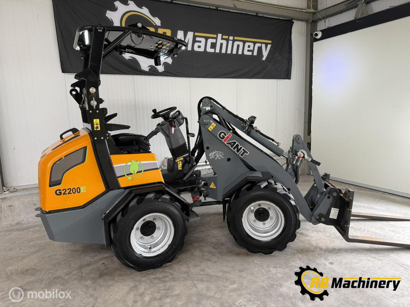Giant G2200E - Колісний навантажувач: фото 4 Giant G2200E - Колісний навантажувач: фото 4