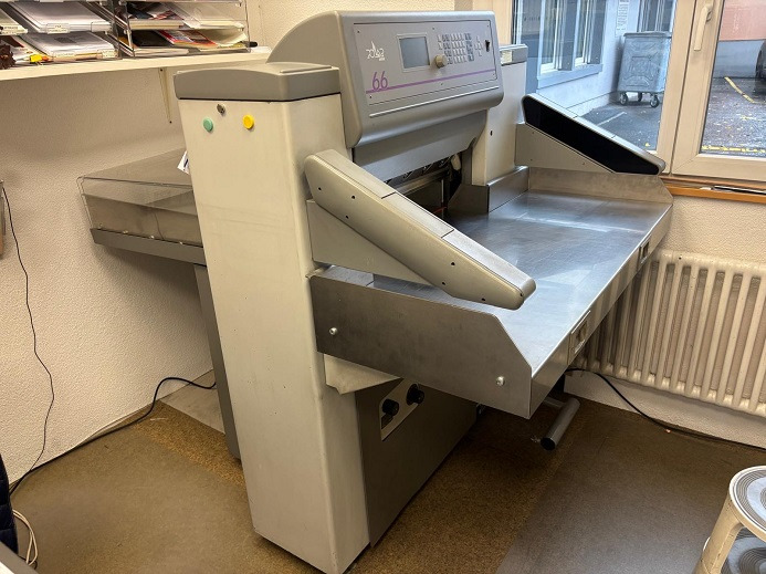 POLAR 66 - Паперорізальна машина: фото 1 POLAR 66 - Паперорізальна машина: фото 1