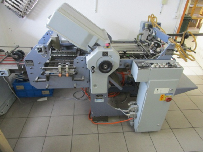STAHL T36-4 / KB-F (BEIPACKZETTEL FÜR MEDIKAMENTE) - Фальцювальна машина: фото 1 STAHL T36-4 / KB-F (BEIPACKZETTEL FÜR MEDIKAMENTE) - Фальцювальна машина: фото 1