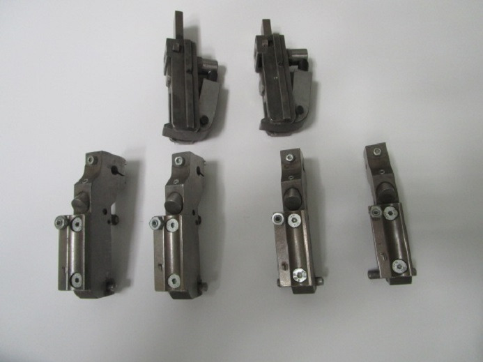 4xRINGÖSEN BAUTEILE UND 2xHEFTKOPF BAUTEILE FÜR HEFTKÖPFE HOHNER 48/5 S - Запчастини в категорії Друкарське обладнання: фото 2 4xRINGÖSEN BAUTEILE UND 2xHEFTKOPF BAUTEILE FÜR HEFTKÖPFE HOHNER 48/5 S - Запчастини в категорії Друкарське обладнання: фото 2