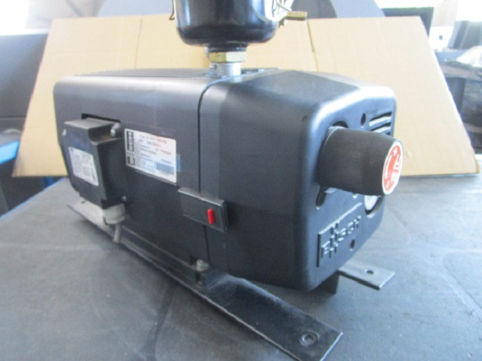 KOMPRESSOR BUSCH SV 1016 C 000 IHZZ - Запчастини в категорії Друкарське обладнання: фото 1 KOMPRESSOR BUSCH SV 1016 C 000 IHZZ - Запчастини в категорії Друкарське обладнання: фото 1