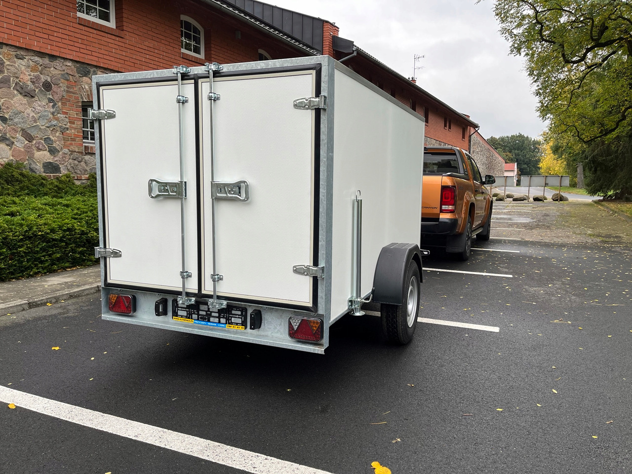 PRZYCZEPA KONTENER CARGO BOX 2,6 x 1,5 ZABUDOWANA / CARGO CONTAINER TRAILER BOX 2.6 x 1.5 ENCLOSED - Закритий кузов причіп: фото 4 PRZYCZEPA KONTENER CARGO BOX 2,6 x 1,5 ZABUDOWANA / CARGO CONTAINER TRAILER BOX 2.6 x 1.5 ENCLOSED - Закритий кузов причіп: фото 4
