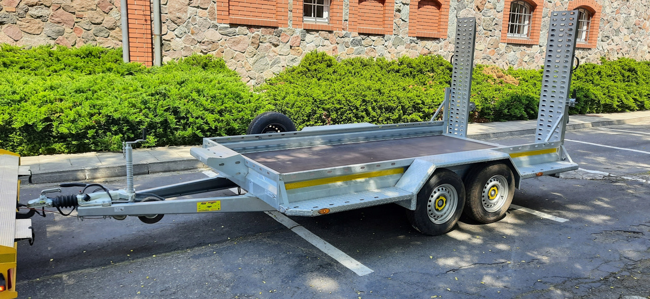 PRZYCZEPA LAWETA DO KOPARKI DO MINIKOPARKI 3500KG / EXCAVATOR MINI EXCAVATOR TRANSPORTER TRAILER 3500KG - Причіп для перевезення спецтехніки: фото 2 PRZYCZEPA LAWETA DO KOPARKI DO MINIKOPARKI 3500KG / EXCAVATOR MINI EXCAVATOR TRANSPORTER TRAILER 3500KG - Причіп для перевезення спецтехніки: фото 2