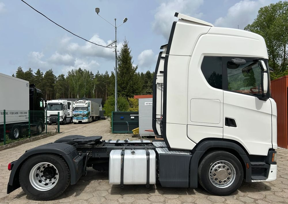 Scania S450 RETARDER / SALON PL / NOWE OPONY / WAGA / 2018 ROK !! - Тягач: фото 4 Scania S450 RETARDER / SALON PL / NOWE OPONY / WAGA / 2018 ROK !! - Тягач: фото 4