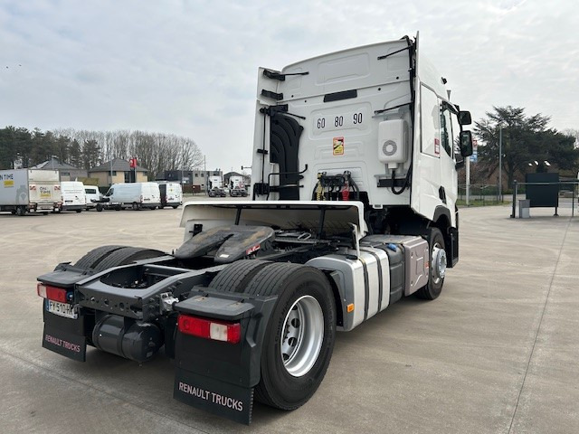 Renault Trucks T - Тягач: фото 3 Renault Trucks T - Тягач: фото 3