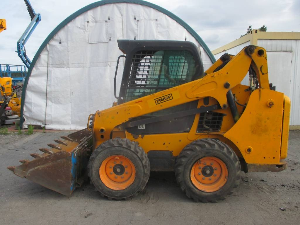 Bobcat S 530 - Міні-навантажувач: фото 1 Bobcat S 530 - Міні-навантажувач: фото 1