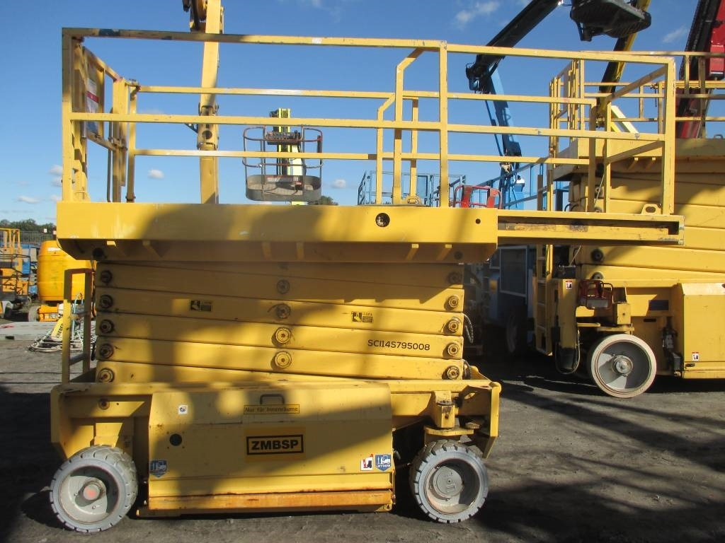 HAB S142-12E2WD  - Ножичний підйомник: фото 2 HAB S142-12E2WD  - Ножичний підйомник: фото 2