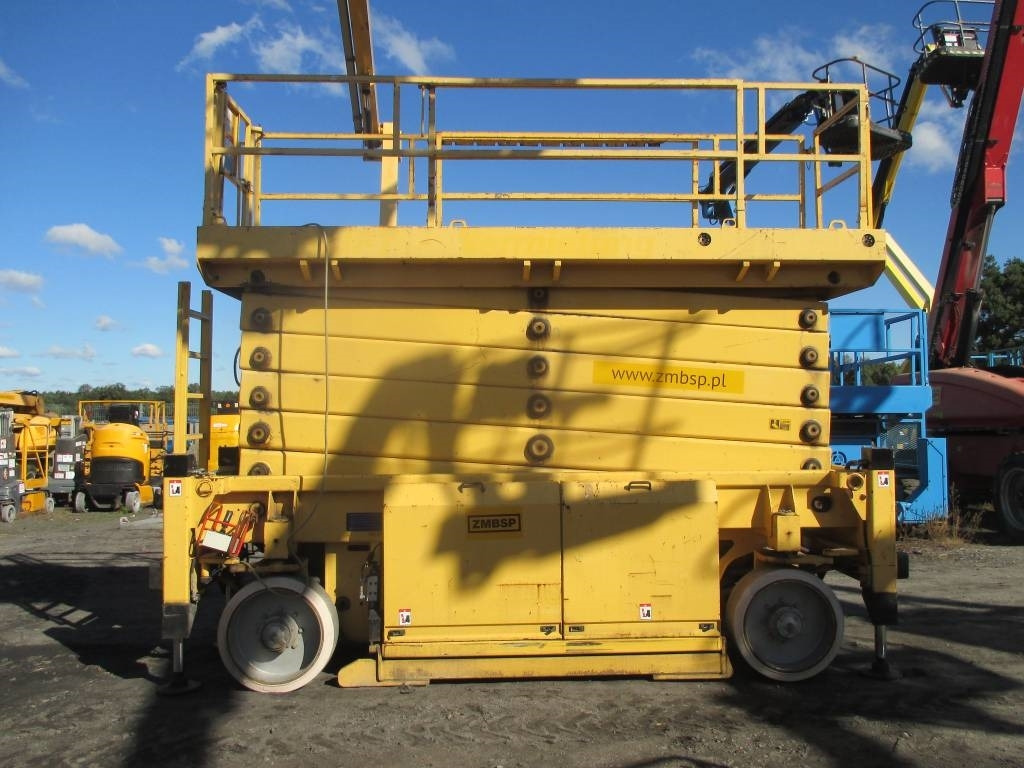 HAB S225-12E4WD  - Ножичний підйомник: фото 2 HAB S225-12E4WD  - Ножичний підйомник: фото 2