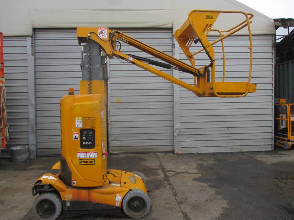 Haulotte Star 10 - Вертикальний щогловий підйомник: фото 1 Haulotte Star 10 - Вертикальний щогловий підйомник: фото 1