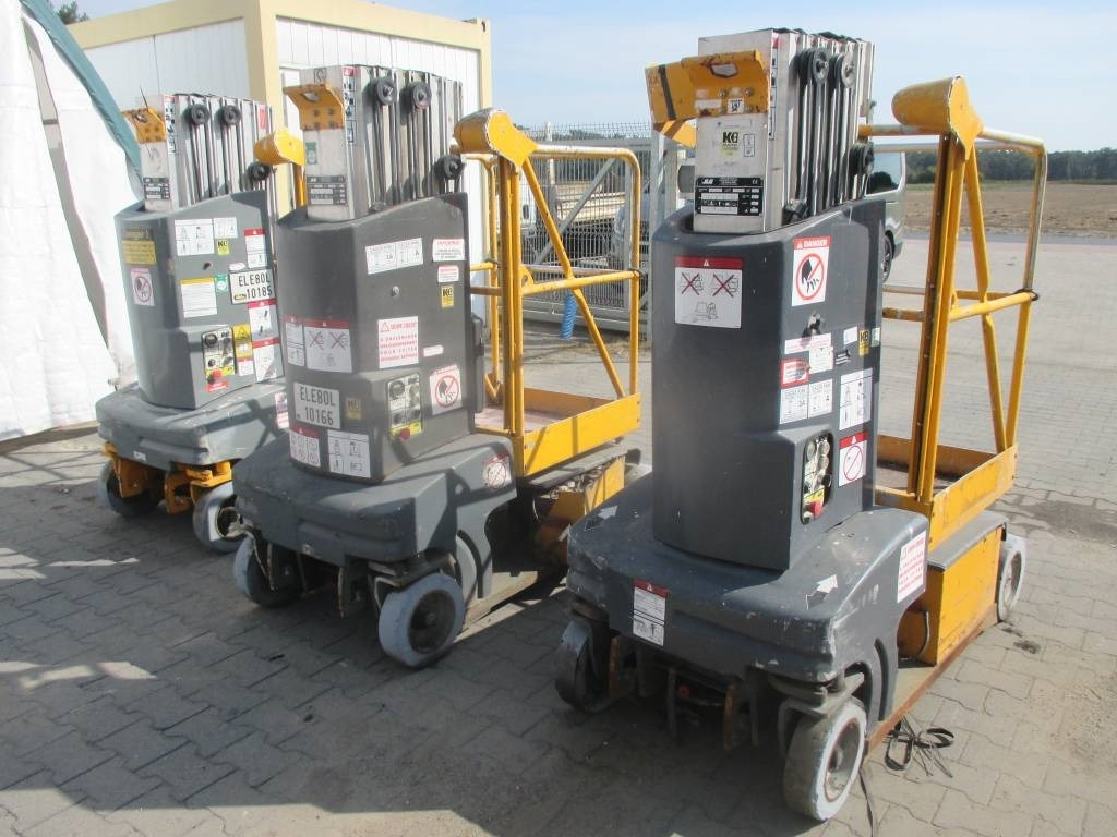 JLG Toucan Junior 8 - Вертикальний щогловий підйомник: фото 4 JLG Toucan Junior 8 - Вертикальний щогловий підйомник: фото 4