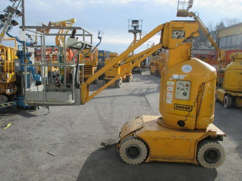 Manitou 105 VJR 2 - Вертикальний щогловий підйомник: фото 5 Manitou 105 VJR 2 - Вертикальний щогловий підйомник: фото 5