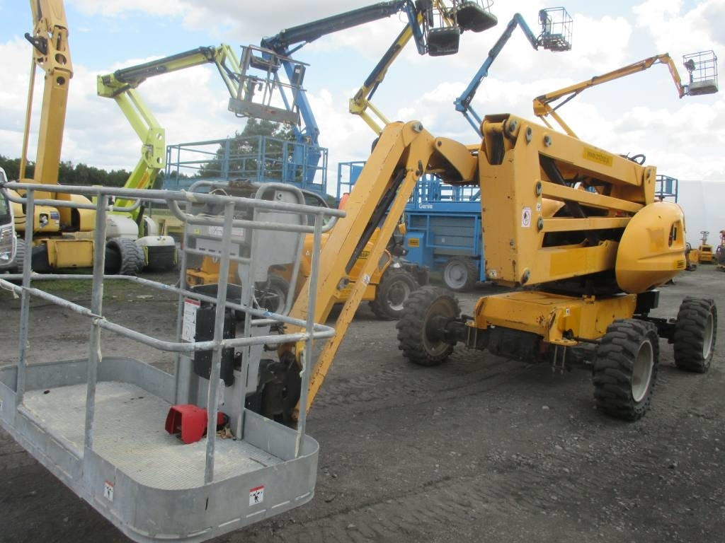 Manitou 160 ATJ - Колінчастий підйомник: фото 5 Manitou 160 ATJ - Колінчастий підйомник: фото 5