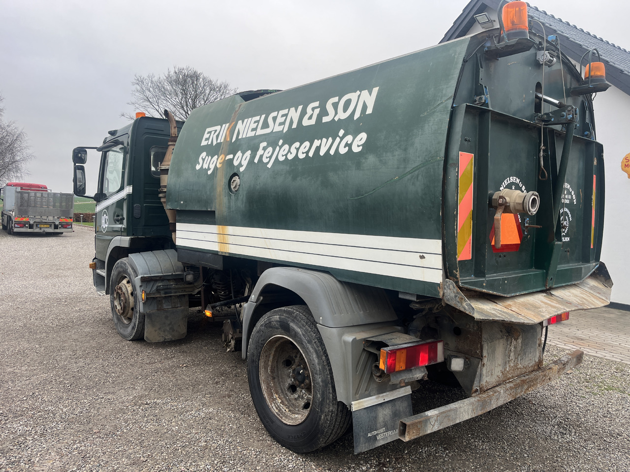 Mercedes Benz Atego - Підмітально-прибиральна машина: фото 4 Mercedes Benz Atego - Підмітально-прибиральна машина: фото 4