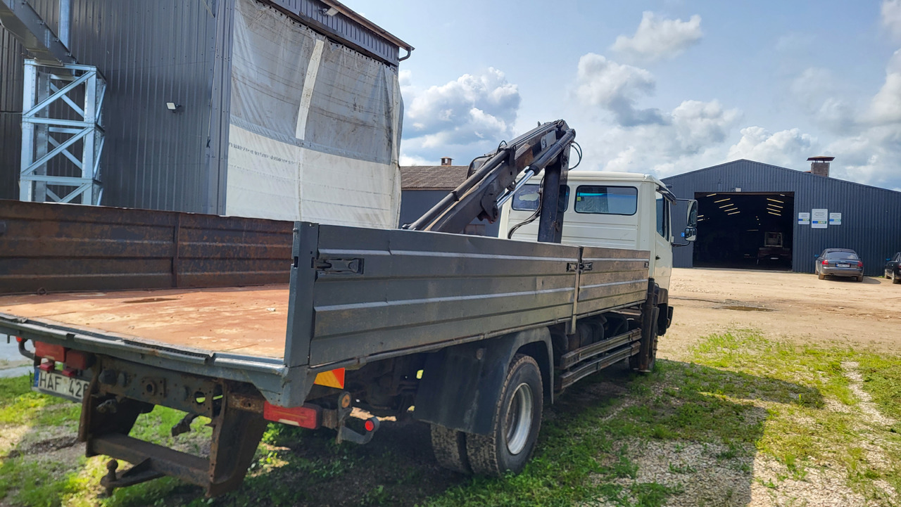 MERCEDES-BENZ 814 HIAB 071 - Вантажівка з маніпулятором: фото 4 MERCEDES-BENZ 814 HIAB 071 - Вантажівка з маніпулятором: фото 4