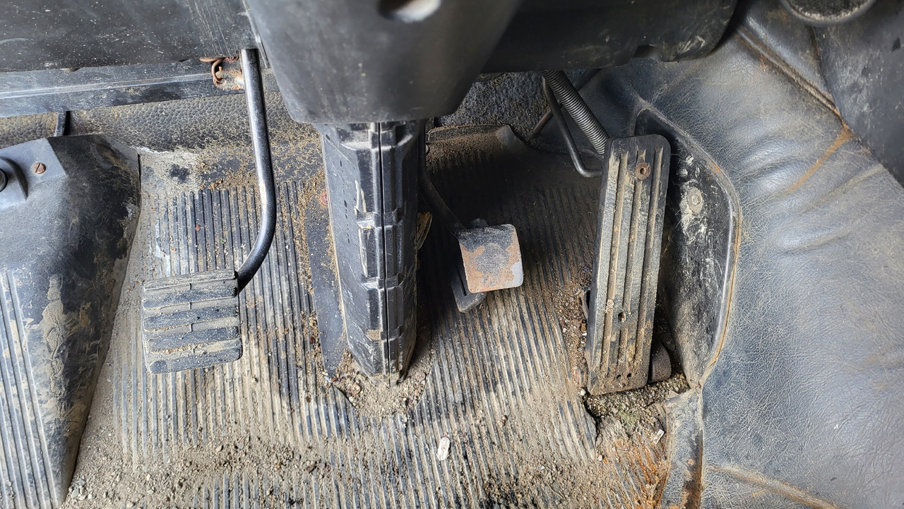 Тягач SCANIA R 142 H 6X2 SU KRANU: фото 18 Тягач SCANIA R 142 H 6X2 SU KRANU: фото 18