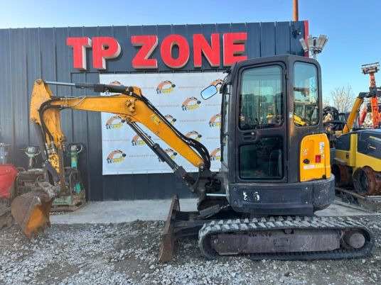 Bobcat E35 à 22 500 € HT - Міні-екскаватор: фото 2 Bobcat E35 à 22 500 € HT - Міні-екскаватор: фото 2