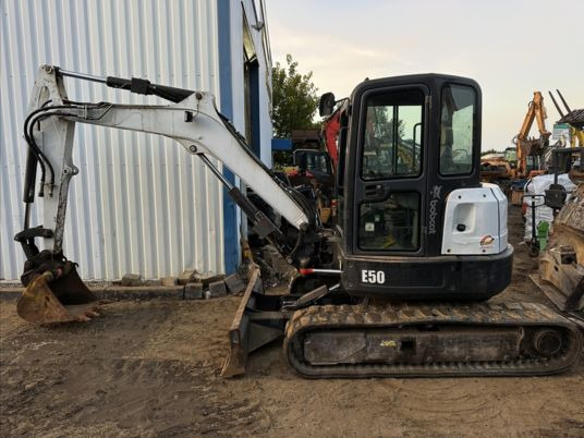 Bobcat E50 à 24900 € HT - Міні-екскаватор: фото 4 Bobcat E50 à 24900 € HT - Міні-екскаватор: фото 4