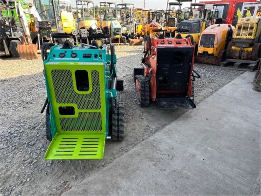 Гусеничний міні-навантажувач Fabrication artisanale CK360: фото 7