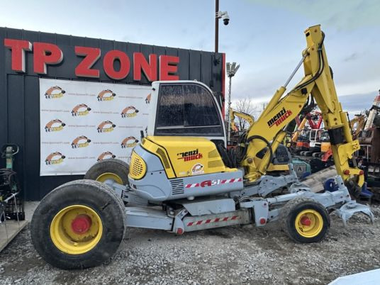 Menzi Muck A51 à 25 900 € HT - Екскаватор: фото 1 Menzi Muck A51 à 25 900 € HT - Екскаватор: фото 1