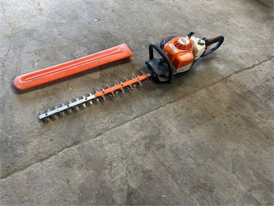 Taille haies thermique STIHL HS 82 R - Техніка для саду та городу: фото 2 Taille haies thermique STIHL HS 82 R - Техніка для саду та городу: фото 2