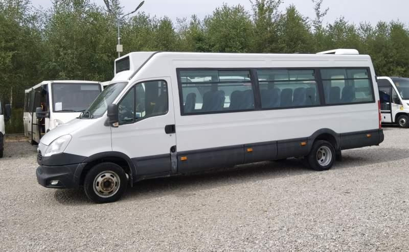 Iveco Daily 23 *NOWY SILNIK* 2 SZTUKI*, klima, winda - Приміський автобус: фото 4 Iveco Daily 23 *NOWY SILNIK* 2 SZTUKI*, klima, winda - Приміський автобус: фото 4