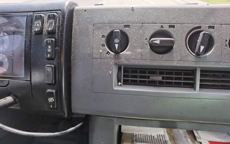 Приміський автобус Mercedes-Benz Vario 814D 38+14: фото 9