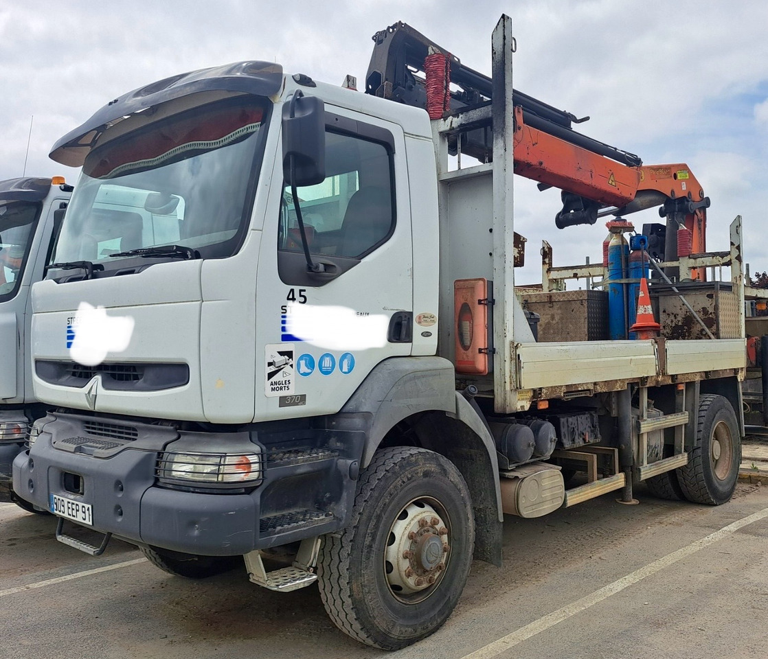 RENAULT Kerax 370dci 4x4 plateau grue Palfinger pk29002 - Бортова вантажівка/ Платформа, Вантажівка з маніпулятором: фото 1 RENAULT Kerax 370dci 4x4 plateau grue Palfinger pk29002 - Бортова вантажівка/ Платформа, Вантажівка з маніпулятором: фото 1