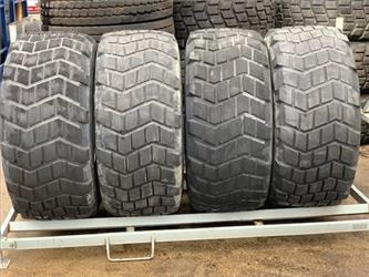 Michelin 18R22.5 (445/65R22.5) Michelin XS Extra Large - Шина в категорії Сільськогосподарська техніка: фото 1 Michelin 18R22.5 (445/65R22.5) Michelin XS Extra Large - Шина в категорії Сільськогосподарська техніка: фото 1