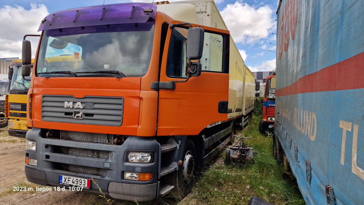 MAN TGA 18.310 - Вантажівка з закритим кузовом: фото 4 MAN TGA 18.310 - Вантажівка з закритим кузовом: фото 4