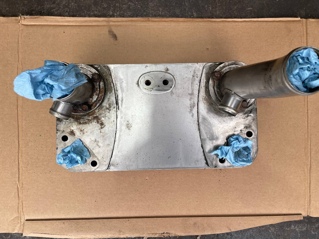 ZF ZF Ölkühler Wärmetauscher Getriebeölkühler Ecolife 6AP 1400 1700 - Масляний радіатор в категорії Автобуси: фото 2 ZF ZF Ölkühler Wärmetauscher Getriebeölkühler Ecolife 6AP 1400 1700 - Масляний радіатор в категорії Автобуси: фото 2