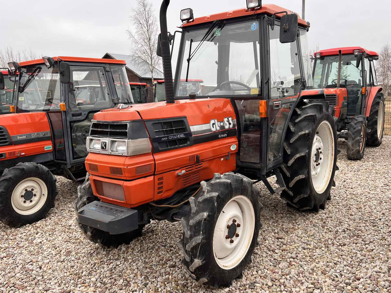 Kubota GL53 - Гусеничний трактор: фото 1 Kubota GL53 - Гусеничний трактор: фото 1