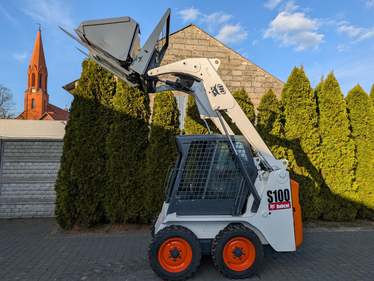 BOBCAT S100 - Міні-навантажувач: фото 3 BOBCAT S100 - Міні-навантажувач: фото 3