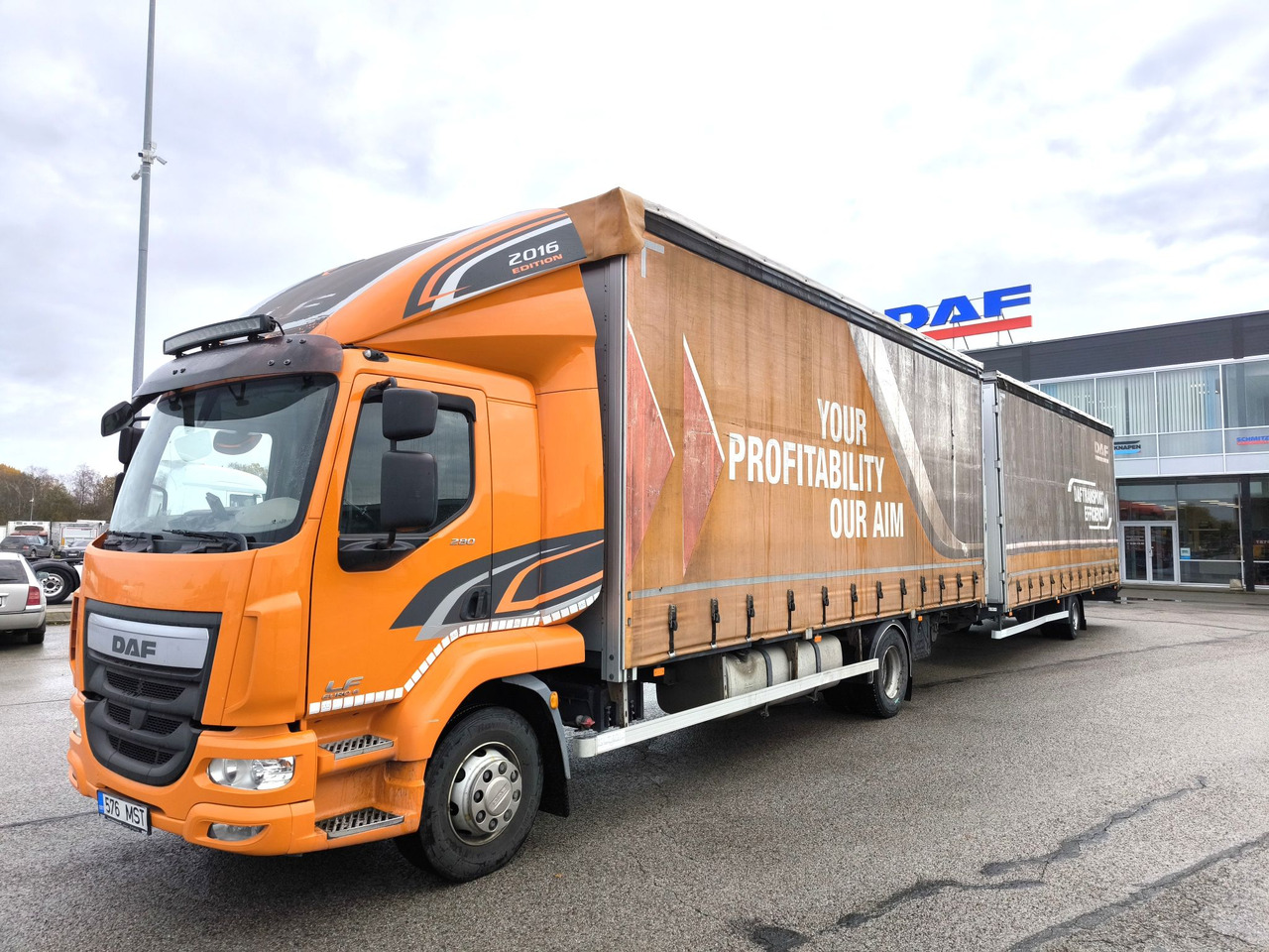 DAF LF 280 FA - Тентована вантажівка: фото 1 DAF LF 280 FA - Тентована вантажівка: фото 1
